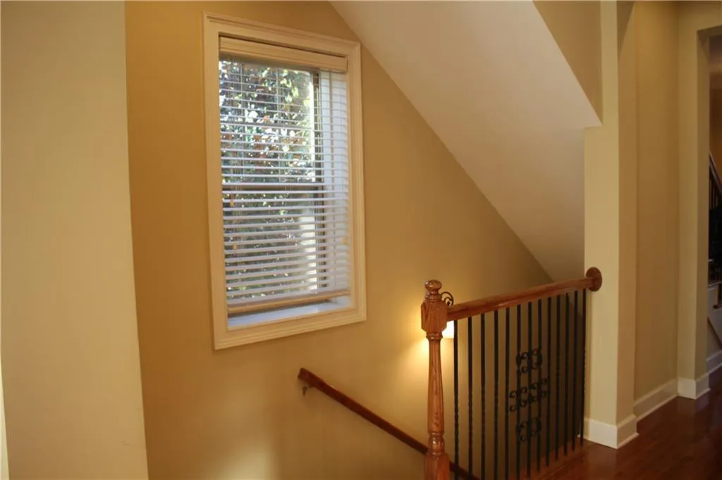 942 Telfair Close, Sandy Springs, Georgia 30350, 3 Bedrooms Bedrooms, ,3 BathroomsBathrooms,Residential,Sold,942 Telfair Close,5953594