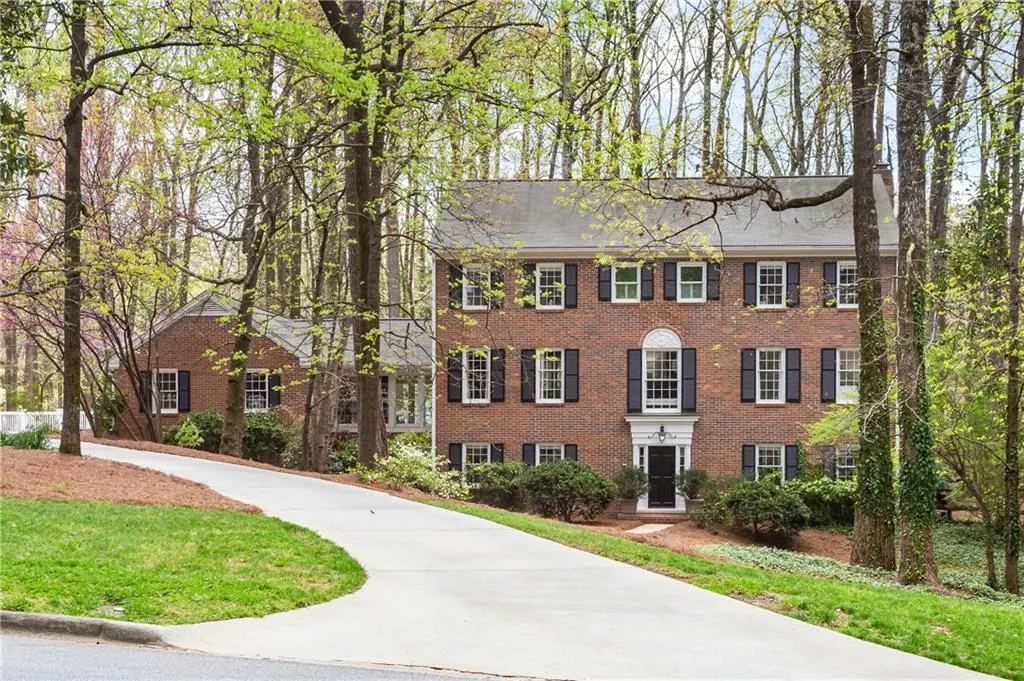 1939 Old Dominion Drive, Sandy Springs, Georgia 30350, 5 Bedrooms Bedrooms, ,4 BathroomsBathrooms,Residential,Sold,1939 Old Dominion Drive,6855344