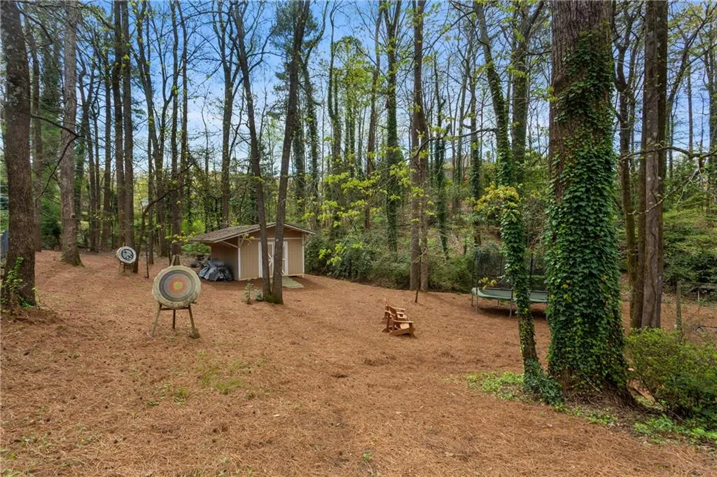 1939 Old Dominion Drive, Sandy Springs, Georgia 30350, 5 Bedrooms Bedrooms, ,4 BathroomsBathrooms,Residential,Sold,1939 Old Dominion Drive,6855344