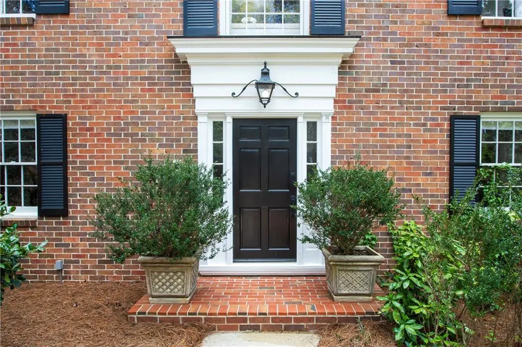1939 Old Dominion Drive, Sandy Springs, Georgia 30350, 5 Bedrooms Bedrooms, ,4 BathroomsBathrooms,Residential,Sold,1939 Old Dominion Drive,6855344