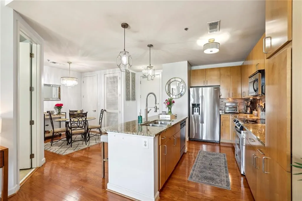 711 Cosmopolitan Drive Ne Unit 523, Atlanta, Georgia 30324, 2 Bedrooms Bedrooms, ,2 BathroomsBathrooms,Residential,For Sale,711 Cosmopolitan Drive Ne Unit 523,7546733