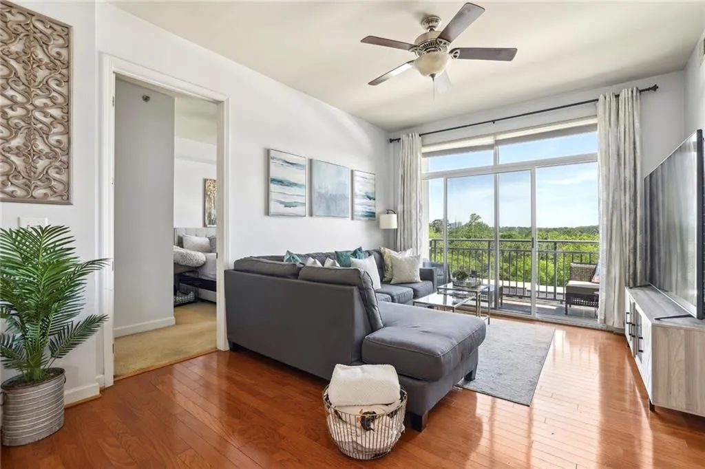 711 Cosmopolitan Drive Ne Unit 523, Atlanta, Georgia 30324, 2 Bedrooms Bedrooms, ,2 BathroomsBathrooms,Residential,For Sale,711 Cosmopolitan Drive Ne Unit 523,7546733