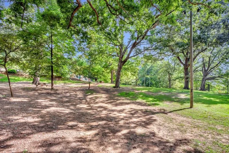 4536 Meadow Valley Drive Ne, Atlanta, Georgia 30342, 4 Bedrooms Bedrooms, ,3 BathroomsBathrooms,Residential,Sold,4536 Meadow Valley Drive Ne,7189822