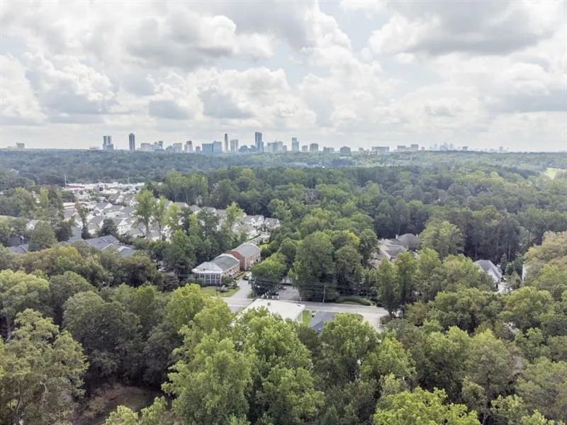 4536 Meadow Valley Drive Ne, Atlanta, Georgia 30342, 4 Bedrooms Bedrooms, ,3 BathroomsBathrooms,Residential,Sold,4536 Meadow Valley Drive Ne,7189822