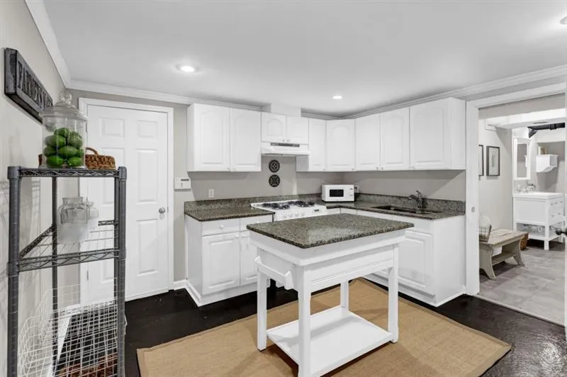 4536 Meadow Valley Drive Ne, Atlanta, Georgia 30342, 4 Bedrooms Bedrooms, ,3 BathroomsBathrooms,Residential,Sold,4536 Meadow Valley Drive Ne,7189822