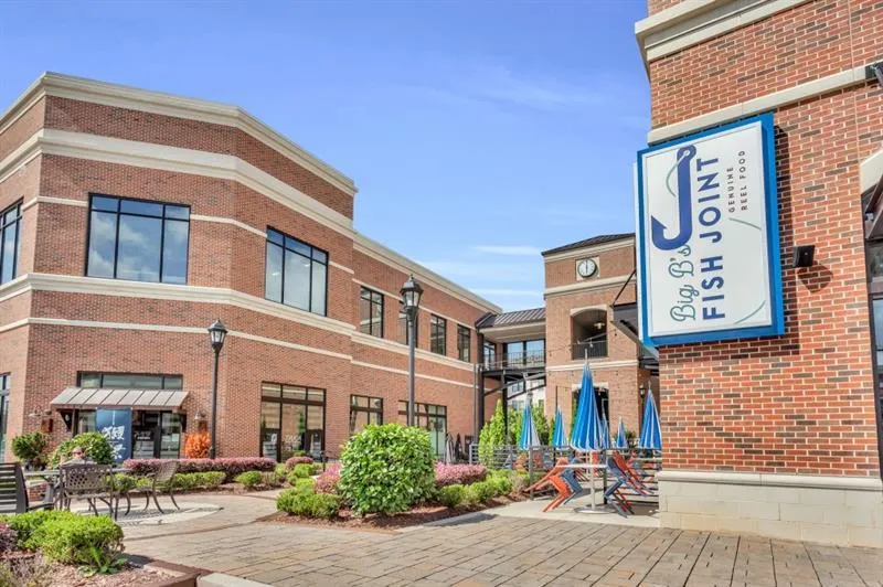 4536 Meadow Valley Drive Ne, Atlanta, Georgia 30342, 4 Bedrooms Bedrooms, ,3 BathroomsBathrooms,Residential,Sold,4536 Meadow Valley Drive Ne,7189822