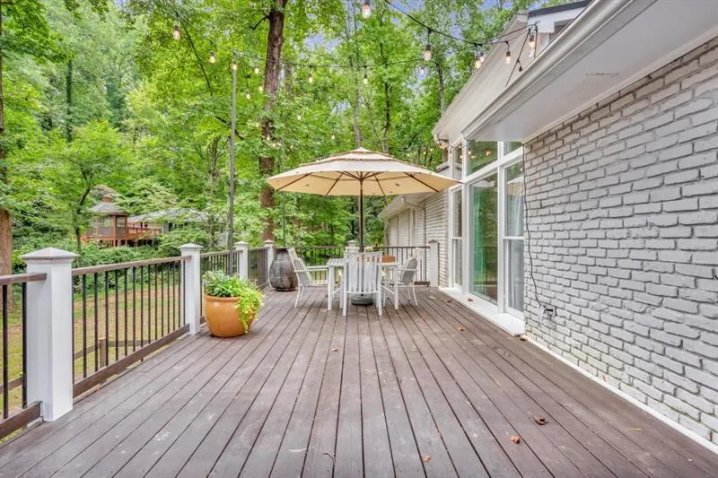 4536 Meadow Valley Drive Ne, Atlanta, Georgia 30342, 4 Bedrooms Bedrooms, ,3 BathroomsBathrooms,Residential,Sold,4536 Meadow Valley Drive Ne,7189822