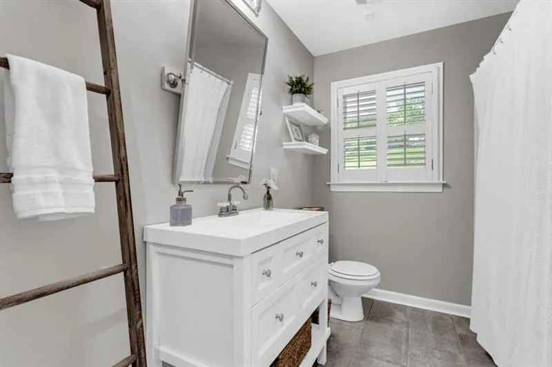 4536 Meadow Valley Drive Ne, Atlanta, Georgia 30342, 4 Bedrooms Bedrooms, ,3 BathroomsBathrooms,Residential,Sold,4536 Meadow Valley Drive Ne,7189822