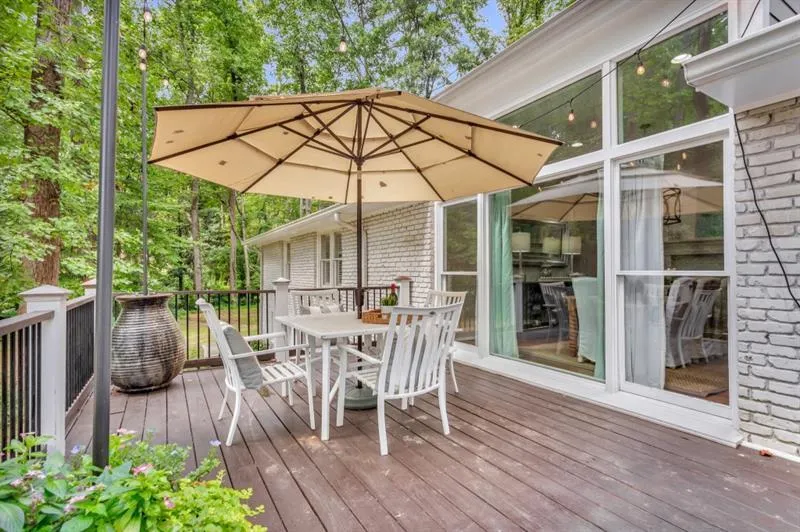 4536 Meadow Valley Drive Ne, Atlanta, Georgia 30342, 4 Bedrooms Bedrooms, ,3 BathroomsBathrooms,Residential,Sold,4536 Meadow Valley Drive Ne,7189822