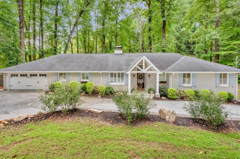 4536 Meadow Valley Drive Ne, Atlanta, Georgia 30342, 4 Bedrooms Bedrooms, ,3 BathroomsBathrooms,Residential,Sold,4536 Meadow Valley Drive Ne,7189822