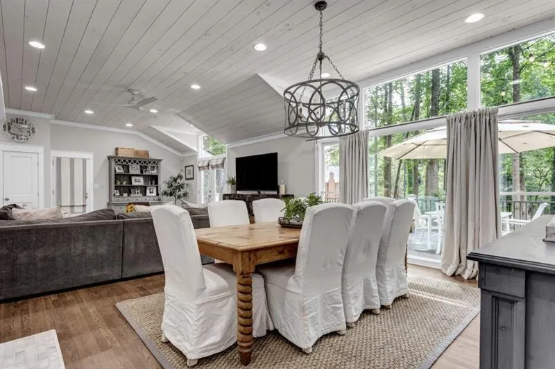 4536 Meadow Valley Drive Ne, Atlanta, Georgia 30342, 4 Bedrooms Bedrooms, ,3 BathroomsBathrooms,Residential,Sold,4536 Meadow Valley Drive Ne,7189822