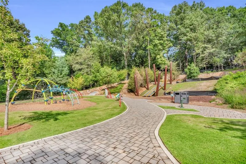 4536 Meadow Valley Drive Ne, Atlanta, Georgia 30342, 4 Bedrooms Bedrooms, ,3 BathroomsBathrooms,Residential,Sold,4536 Meadow Valley Drive Ne,7189822