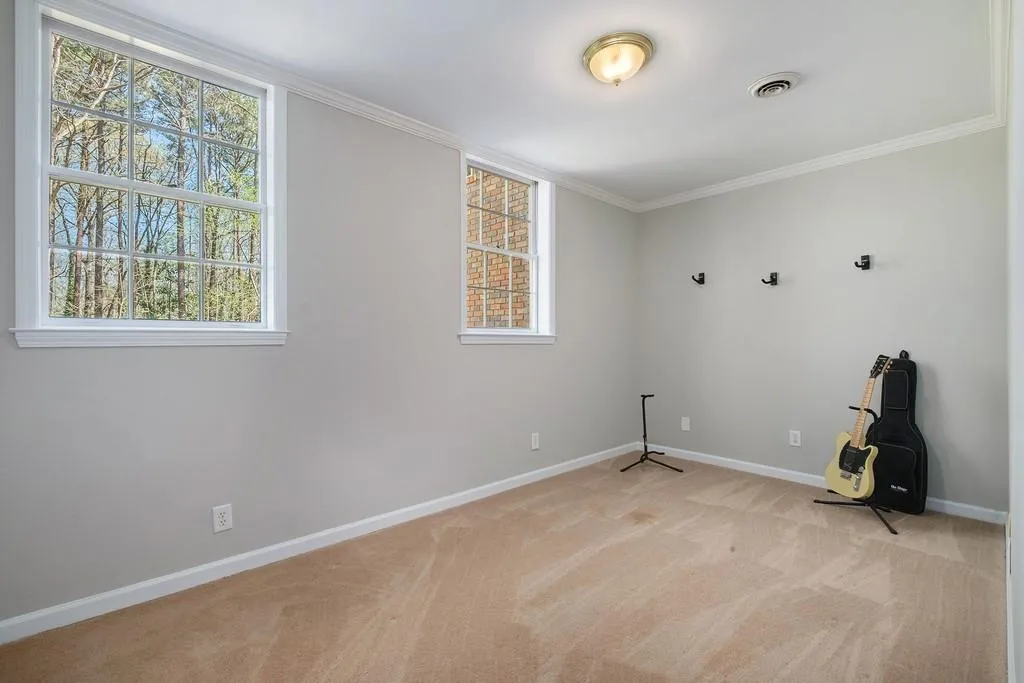 8875 Huntcliff Trace, Sandy Springs, Georgia 30350, 5 Bedrooms Bedrooms, ,4 BathroomsBathrooms,Residential,Sold,8875 Huntcliff Trace,6862089