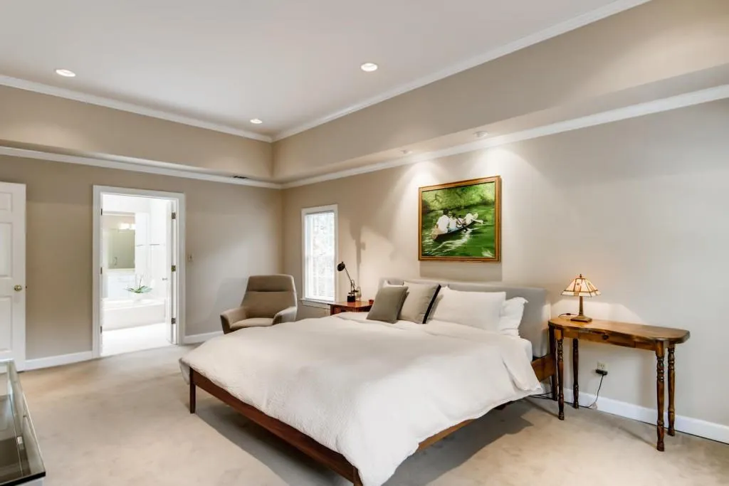 435 Tavern Circle, Sandy Springs, Georgia 30350, 4 Bedrooms Bedrooms, ,5 BathroomsBathrooms,Residential,Sold,435 Tavern Circle,6731877