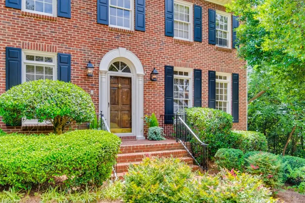 435 Tavern Circle, Sandy Springs, Georgia 30350, 4 Bedrooms Bedrooms, ,5 BathroomsBathrooms,Residential,Sold,435 Tavern Circle,6731877