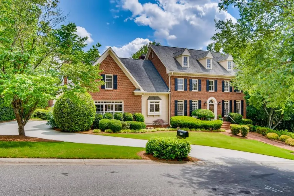 435 Tavern Circle, Sandy Springs, Georgia 30350, 4 Bedrooms Bedrooms, ,5 BathroomsBathrooms,Residential,Sold,435 Tavern Circle,6731877