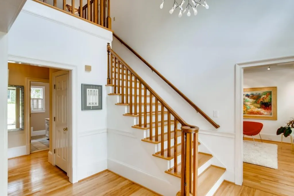 435 Tavern Circle, Sandy Springs, Georgia 30350, 4 Bedrooms Bedrooms, ,5 BathroomsBathrooms,Residential,Sold,435 Tavern Circle,6731877