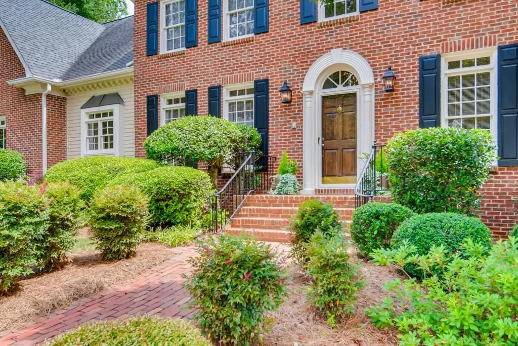 435 Tavern Circle, Sandy Springs, Georgia 30350, 4 Bedrooms Bedrooms, ,5 BathroomsBathrooms,Residential,Sold,435 Tavern Circle,6731877