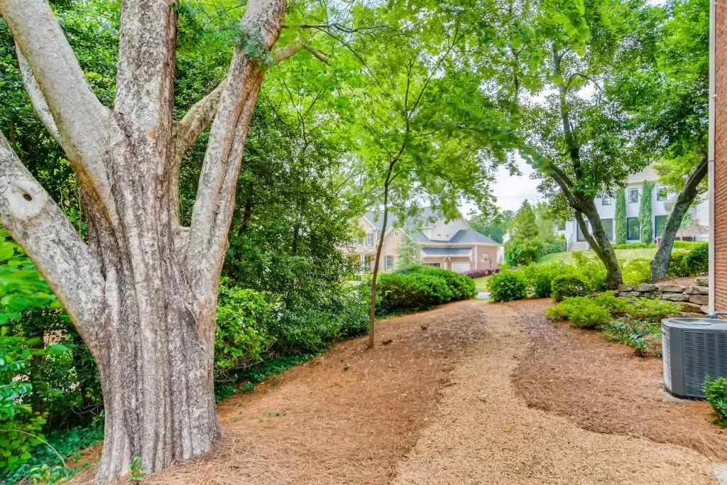 435 Tavern Circle, Sandy Springs, Georgia 30350, 4 Bedrooms Bedrooms, ,5 BathroomsBathrooms,Residential,Sold,435 Tavern Circle,6731877