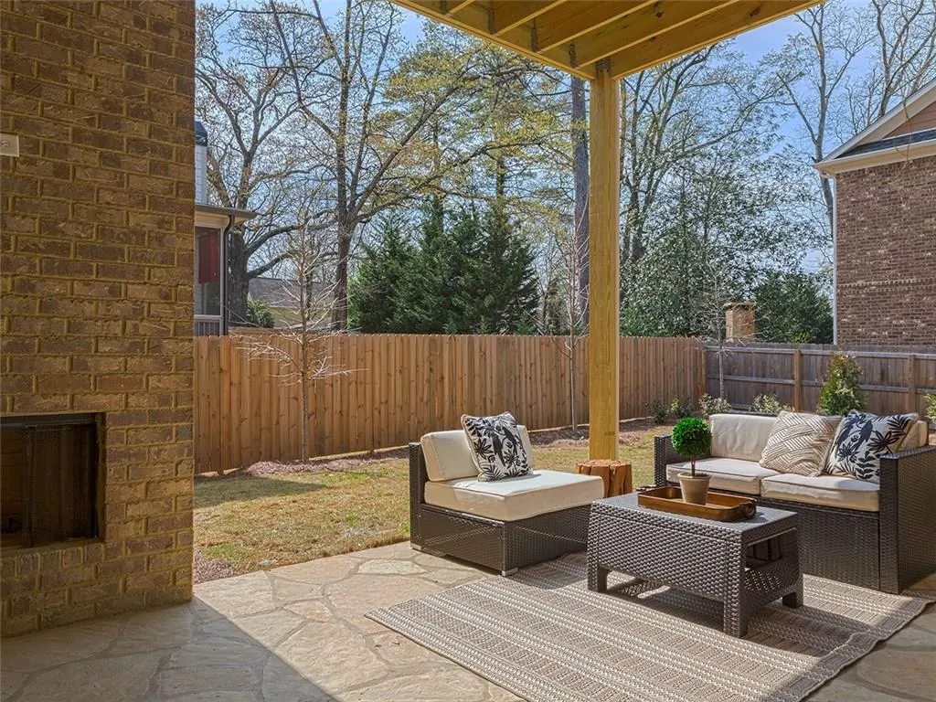 2772 Tallulah Drive, Brookhaven, Georgia 30319, 5 Bedrooms Bedrooms, ,5 BathroomsBathrooms,Residential,Sold,2772 Tallulah Drive,5823741