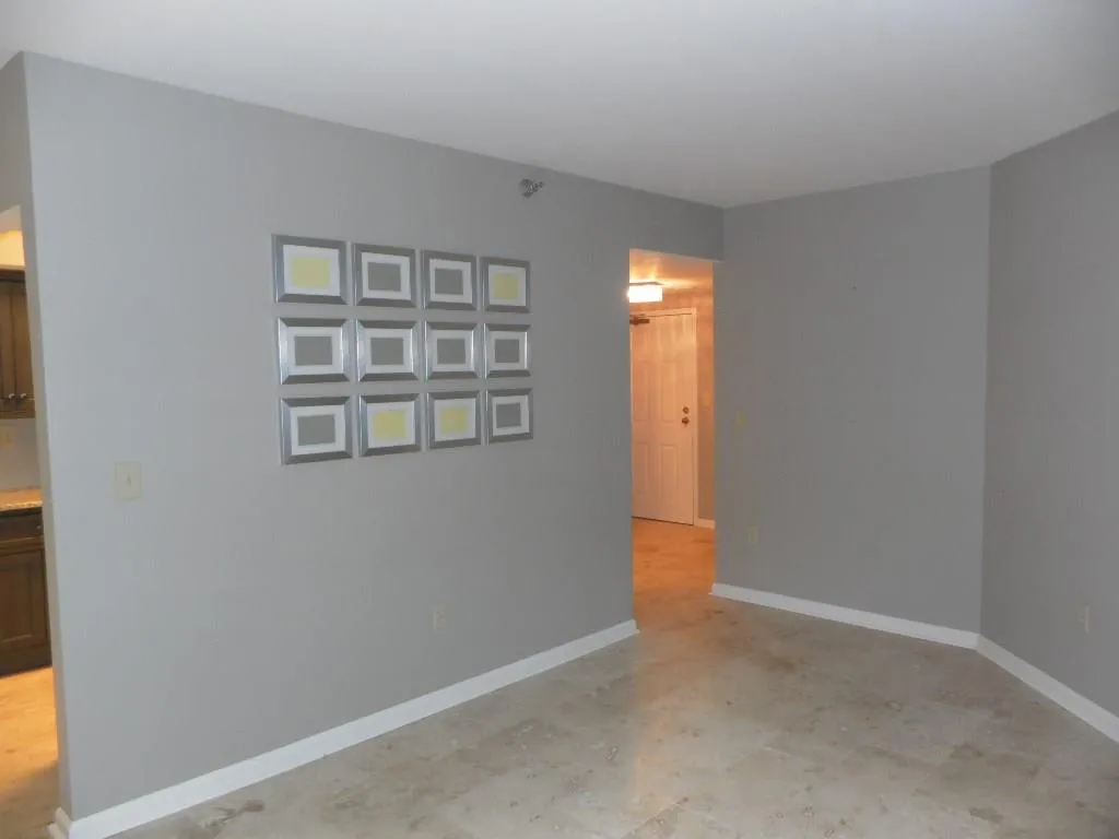 1 Biscayne Drive Nw Unit 101, Atlanta, Georgia 30309, 1 Bedroom Bedrooms, ,1 BathroomBathrooms,Residential,Sold,1 Biscayne Drive Nw Unit 101,5868009