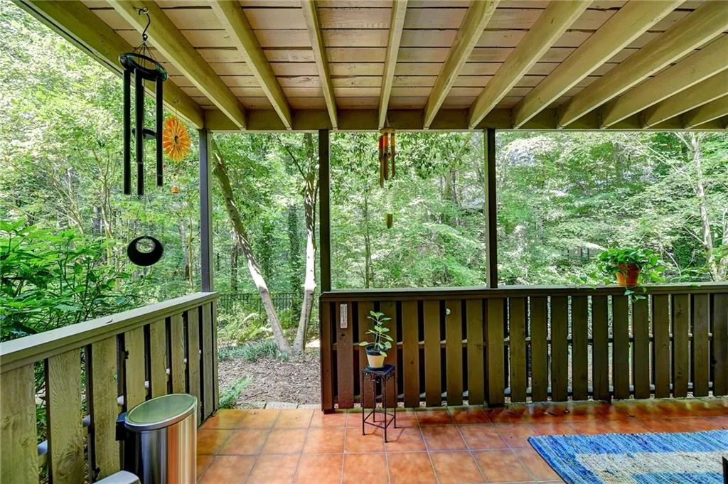 1310 Woodcliff Drive, Sandy Springs, Georgia 30350, 1 Bedroom Bedrooms, ,1 BathroomBathrooms,Residential,Sold,1310 Woodcliff Drive,7116022