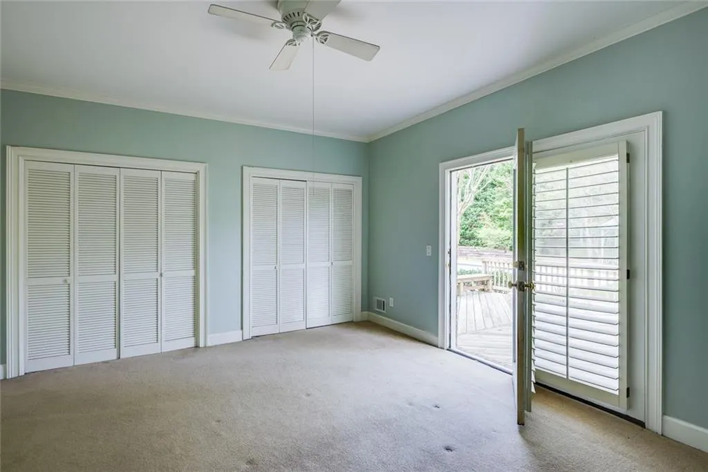 945 Manchester Place, Sandy Springs, Georgia 30328, 5 Bedrooms Bedrooms, ,4 BathroomsBathrooms,Residential,Sold,945 Manchester Place,7030680