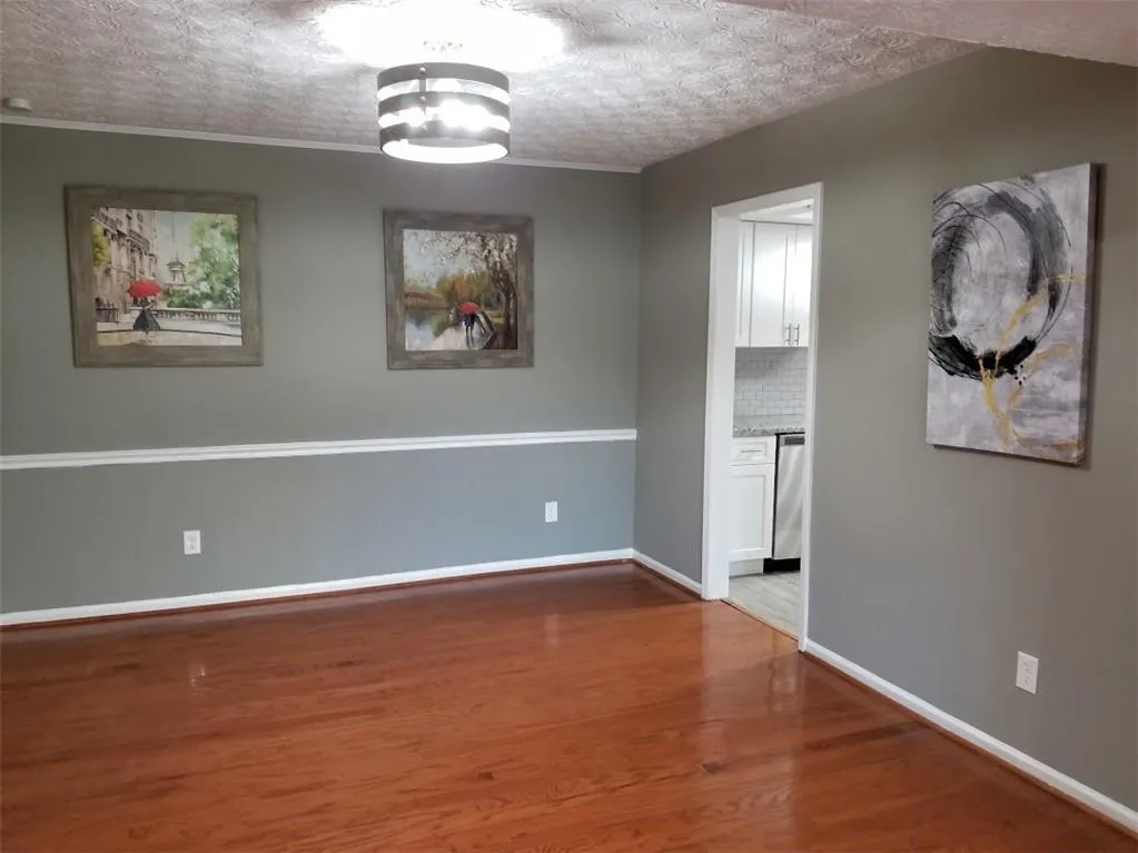 6851 Roswell Road Unit A24, Sandy Springs, Georgia 30328, 2 Bedrooms Bedrooms, ,2 BathroomsBathrooms,Residential,Sold,6851 Roswell Road Unit A24,6828378