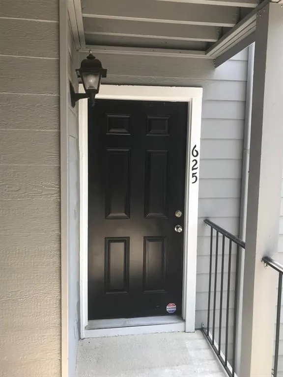 625 Granville Court Unit 625, Atlanta, Georgia 30328, 1 Bedroom Bedrooms, ,1 BathroomBathrooms,Residential,Sold,625 Granville Court Unit 625,6620805