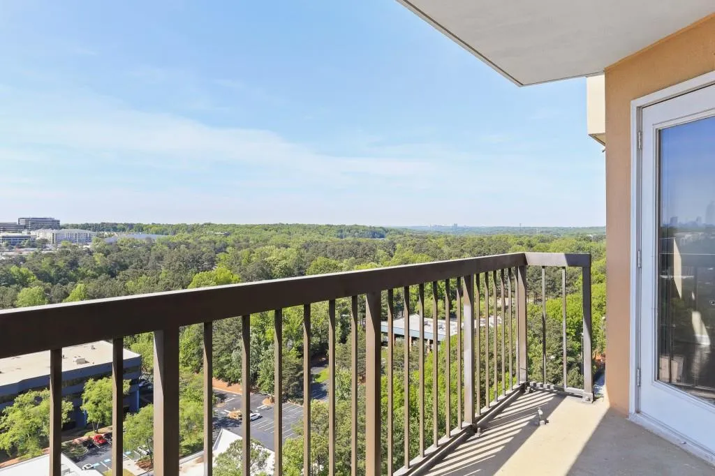795 Hammond Drive Unit 1906, Atlanta, Georgia 30328, 2 Bedrooms Bedrooms, ,1 BathroomBathrooms,Residential,Sold,795 Hammond Drive Unit 1906,6876482