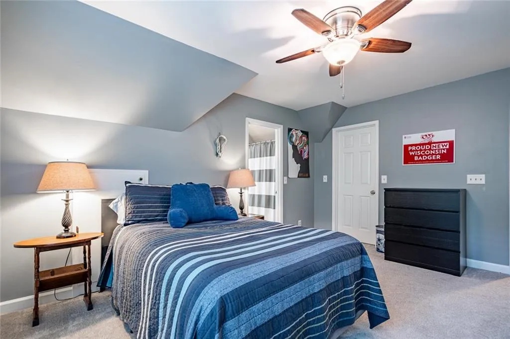 300 Sologne Court, Atlanta, Georgia 30327, 6 Bedrooms Bedrooms, ,5 BathroomsBathrooms,Residential,Sold,300 Sologne Court,7433237