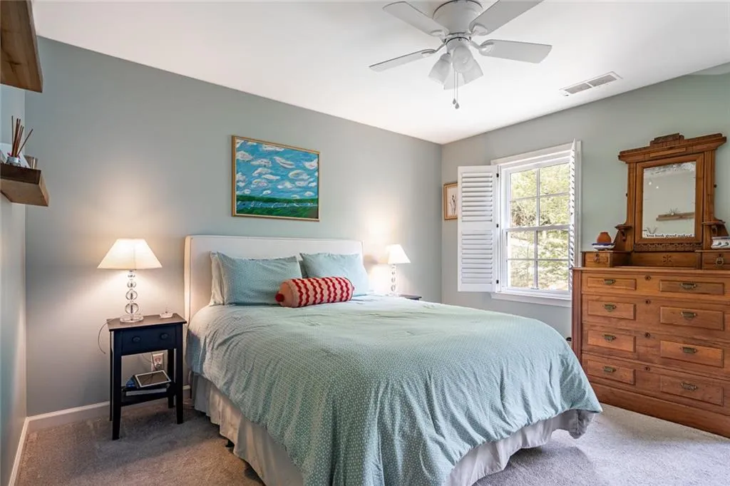 300 Sologne Court, Atlanta, Georgia 30327, 6 Bedrooms Bedrooms, ,5 BathroomsBathrooms,Residential,Sold,300 Sologne Court,7433237