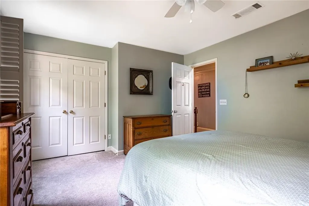 300 Sologne Court, Atlanta, Georgia 30327, 6 Bedrooms Bedrooms, ,5 BathroomsBathrooms,Residential,Sold,300 Sologne Court,7433237