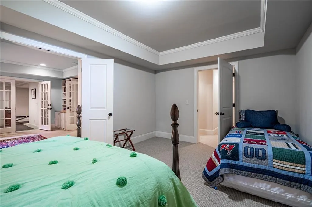 300 Sologne Court, Atlanta, Georgia 30327, 6 Bedrooms Bedrooms, ,5 BathroomsBathrooms,Residential,Sold,300 Sologne Court,7433237