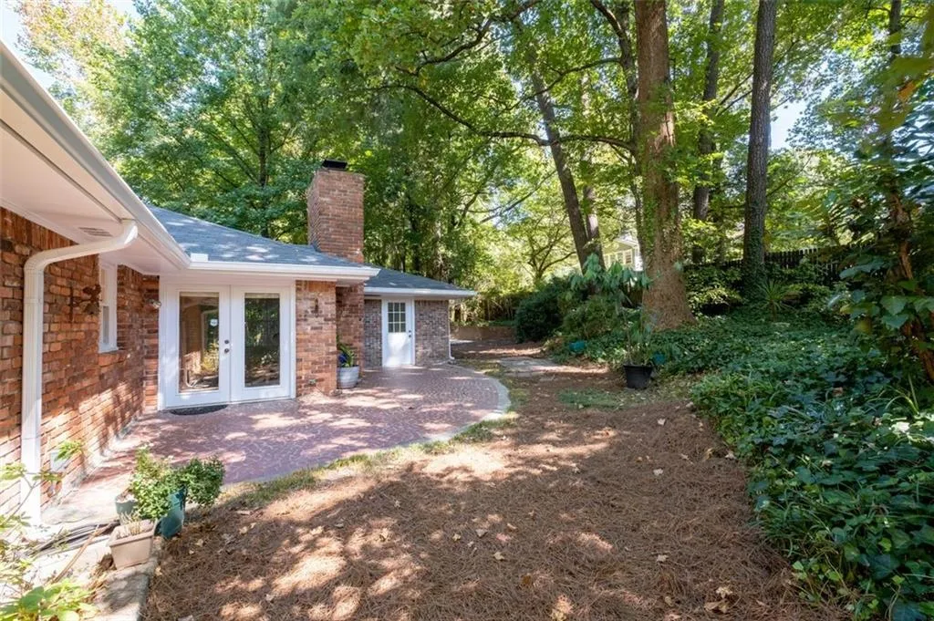 5805 Brookgreen Road, Atlanta, Georgia 30328, 3 Bedrooms Bedrooms, ,2 BathroomsBathrooms,Residential,Sold,5805 Brookgreen Road,7121707