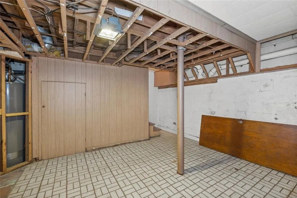 5805 Brookgreen Road, Atlanta, Georgia 30328, 3 Bedrooms Bedrooms, ,2 BathroomsBathrooms,Residential,Sold,5805 Brookgreen Road,7121707
