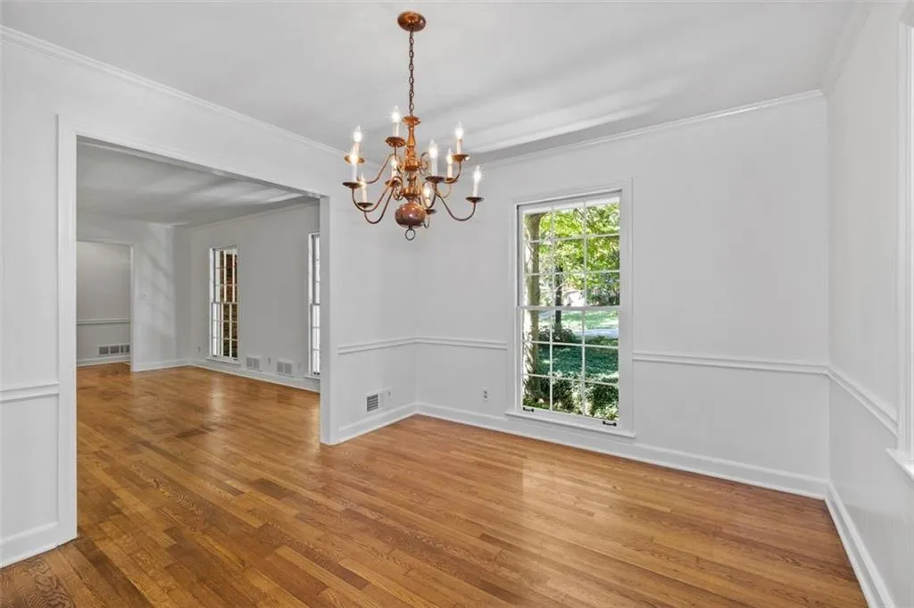 5805 Brookgreen Road, Atlanta, Georgia 30328, 3 Bedrooms Bedrooms, ,2 BathroomsBathrooms,Residential,Sold,5805 Brookgreen Road,7121707