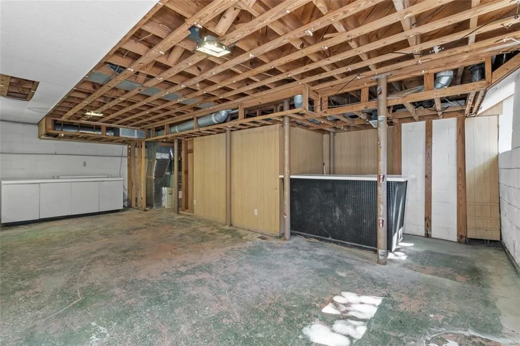 5805 Brookgreen Road, Atlanta, Georgia 30328, 3 Bedrooms Bedrooms, ,2 BathroomsBathrooms,Residential,Sold,5805 Brookgreen Road,7121707