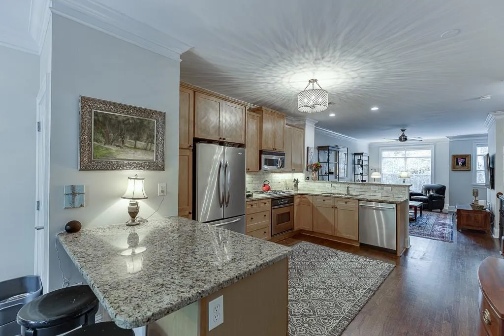 5500 Glenridge Park, Atlanta, Georgia 30342, 3 Bedrooms Bedrooms, ,2 BathroomsBathrooms,Residential,For Sale,5500 Glenridge Park,7664949