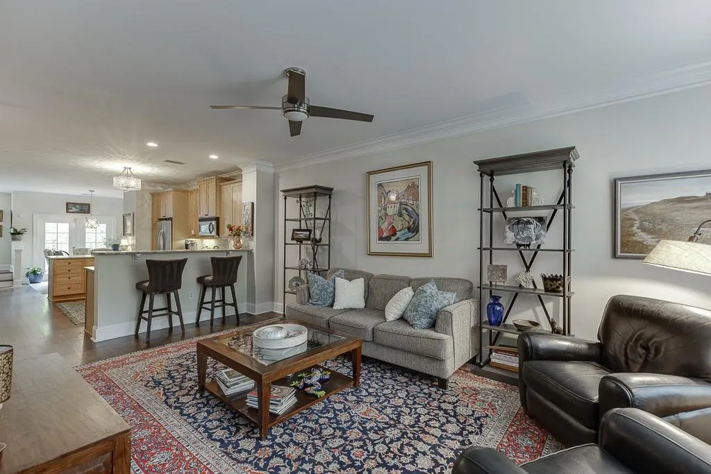 5500 Glenridge Park, Atlanta, Georgia 30342, 3 Bedrooms Bedrooms, ,2 BathroomsBathrooms,Residential,For Sale,5500 Glenridge Park,7664949