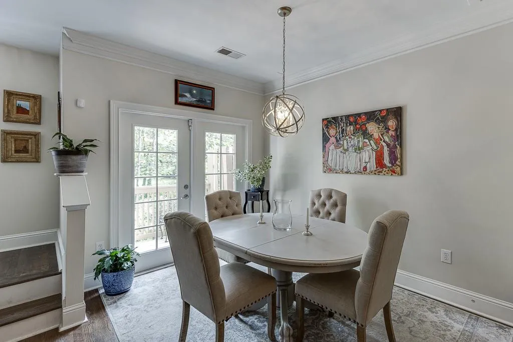5500 Glenridge Park, Atlanta, Georgia 30342, 3 Bedrooms Bedrooms, ,2 BathroomsBathrooms,Residential,For Sale,5500 Glenridge Park,7664949