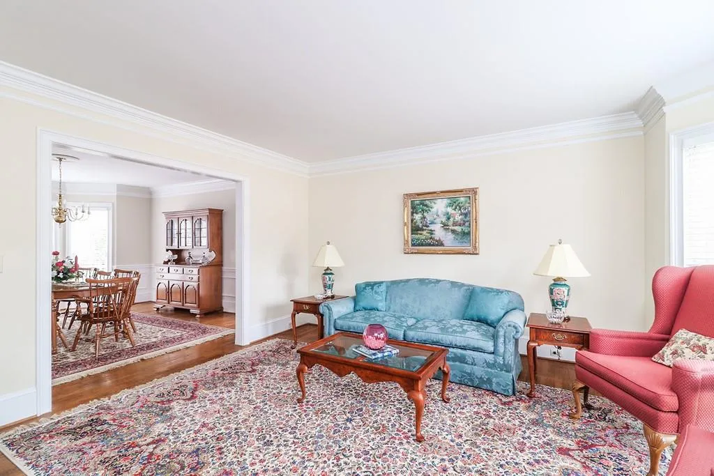 7370 Stoneykirk Close, Sandy Springs, Georgia 30350, 5 Bedrooms Bedrooms, ,4 BathroomsBathrooms,Residential,Sold,7370 Stoneykirk Close,6838370