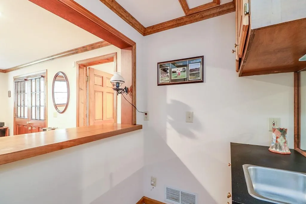 7370 Stoneykirk Close, Sandy Springs, Georgia 30350, 5 Bedrooms Bedrooms, ,4 BathroomsBathrooms,Residential,Sold,7370 Stoneykirk Close,6838370