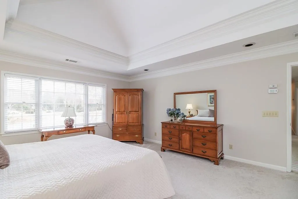 7370 Stoneykirk Close, Sandy Springs, Georgia 30350, 5 Bedrooms Bedrooms, ,4 BathroomsBathrooms,Residential,Sold,7370 Stoneykirk Close,6838370