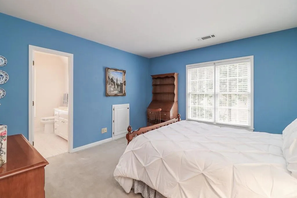 7370 Stoneykirk Close, Sandy Springs, Georgia 30350, 5 Bedrooms Bedrooms, ,4 BathroomsBathrooms,Residential,Sold,7370 Stoneykirk Close,6838370