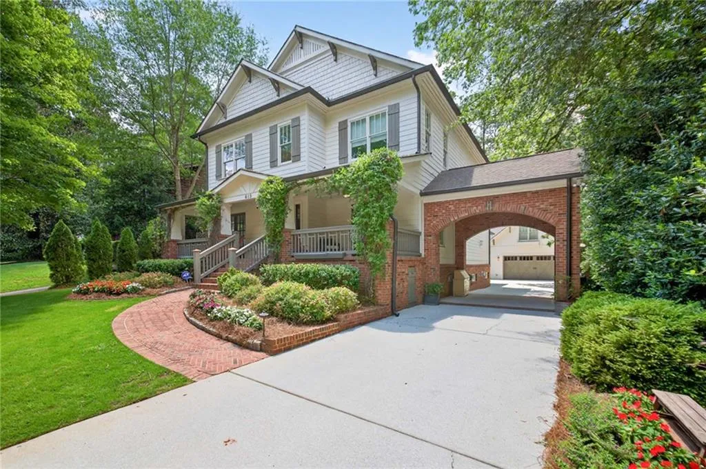 615 Burke Road Ne, Atlanta, Georgia 30305, 6 Bedrooms Bedrooms, ,5 BathroomsBathrooms,Residential,For Sale,615 Burke Road Ne,7611253