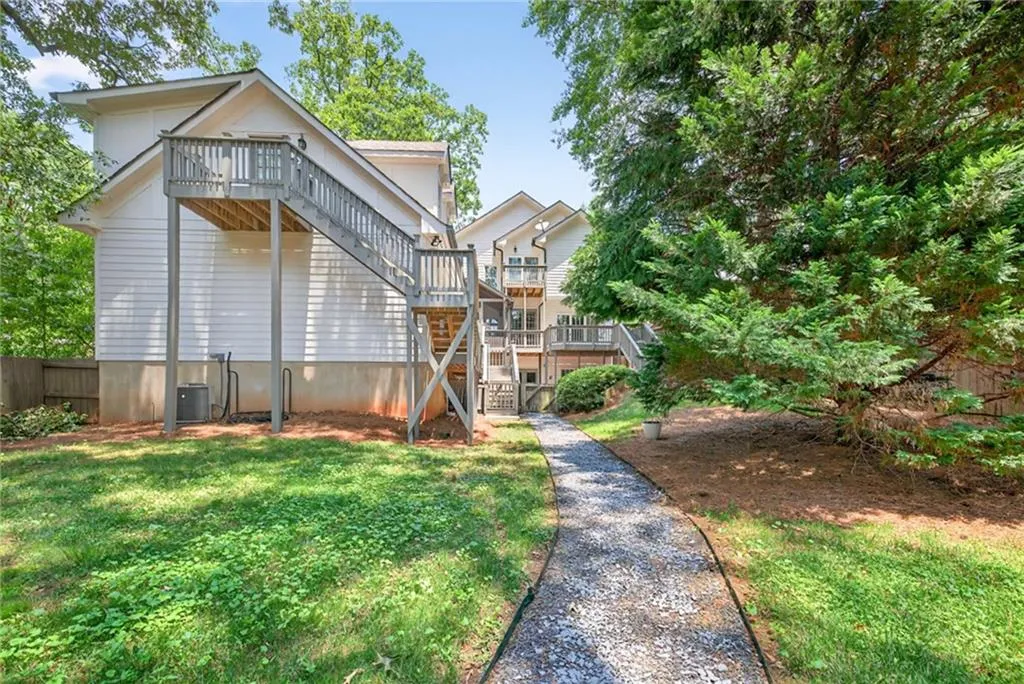615 Burke Road Ne, Atlanta, Georgia 30305, 6 Bedrooms Bedrooms, ,5 BathroomsBathrooms,Residential,For Sale,615 Burke Road Ne,7611253