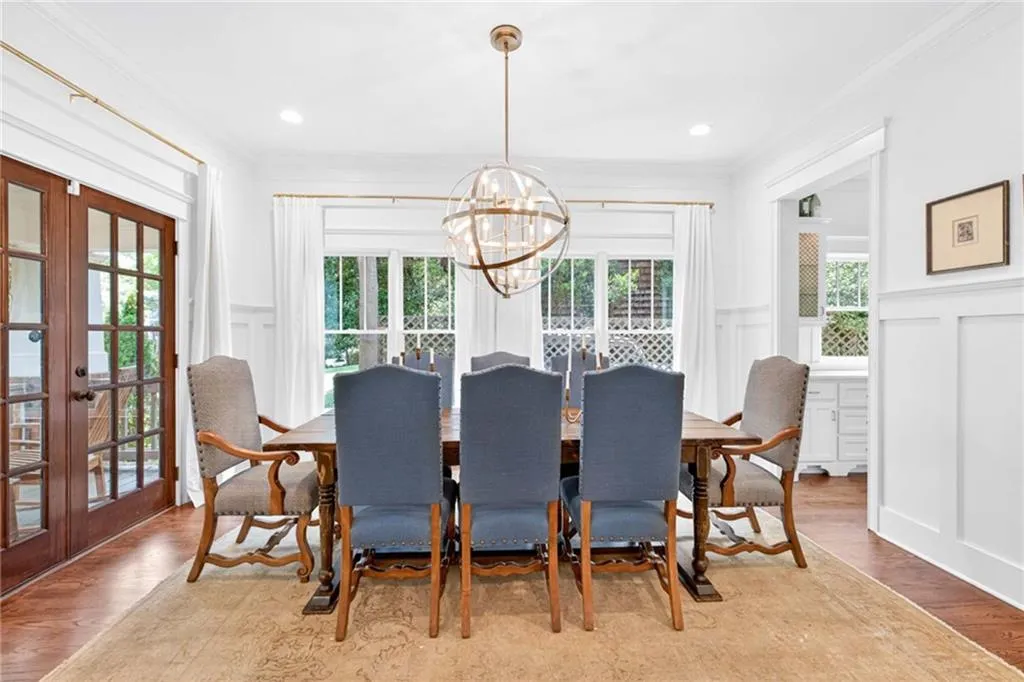 615 Burke Road Ne, Atlanta, Georgia 30305, 6 Bedrooms Bedrooms, ,5 BathroomsBathrooms,Residential,For Sale,615 Burke Road Ne,7611253