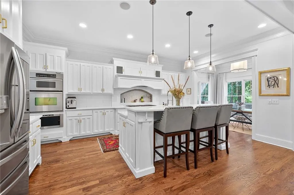 615 Burke Road Ne, Atlanta, Georgia 30305, 6 Bedrooms Bedrooms, ,5 BathroomsBathrooms,Residential,For Sale,615 Burke Road Ne,7611253
