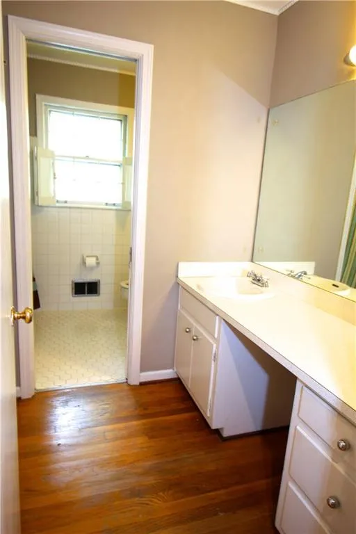 165 Devonwood Drive, Sandy Springs, Georgia 30328, 4 Bedrooms Bedrooms, ,3 BathroomsBathrooms,Residential,Sold,165 Devonwood Drive,5672227